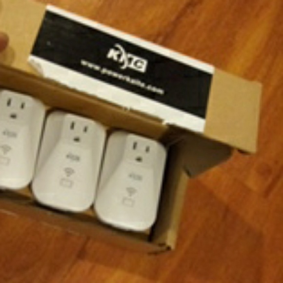 Alexa smart plug - Picture 2 of 2